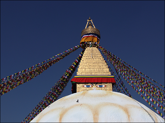 <strong>Boudhanath Stupa</strong><br /> <br /><em>♫ Lionel Hampton - The best of - Airmail special.mp3</em>
