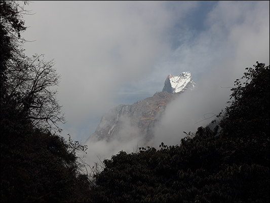 <strong>Machapuchare, la montagna sacra</strong><br /> <br /><em>♫ Lionel Hampton - Walkman Jazz - Je Ne Sais Pas.mp3</em>