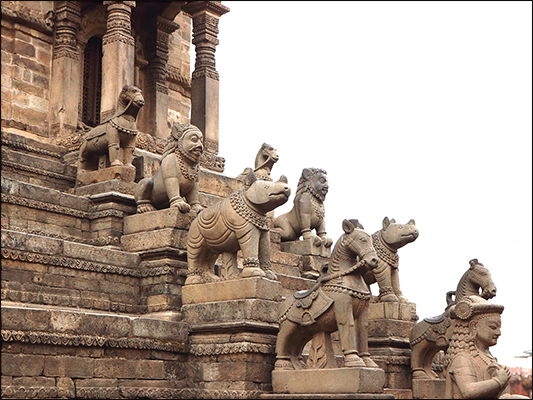 <strong>Tempio di Nyatapola a Bhaktapur</strong><br /> <br /><em>♫ Lionel Hampton - Walkman Jazz - Flying Home.mp3</em>