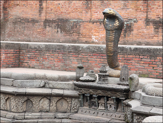 <strong>Naga bronzeo a Bhaktapur</strong><br /> <br /><em>♫ Lionel Hampton - Walkman Jazz - Flying Home.mp3</em>