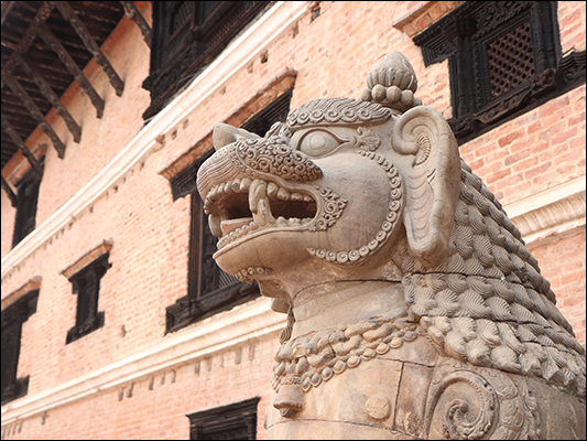 <strong>Leone guardiano a Bhaktapur</strong><br /> <br /><em>♫ Lionel Hampton - Walkman Jazz - Flying Home.mp3</em>