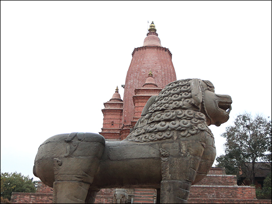 <strong>Silu Mahadev Temple a Bhaktapur</strong><br /> <br /><em>♫ Lionel Hampton - Walkman Jazz - Flying Home.mp3</em>