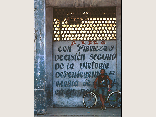 <strong>... seguro de la victoria...</strong><br /> <br /><em>♫ Polo Montañez - Guajiro Natural - Quien Será.mp3</em>