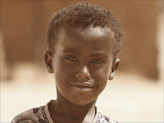 <strong>Periferia di Harar Jugol</strong><br /> <br /><em>♫ Di Meola, McLaughlin e de Lucía - Passion, Grace and Fire.mp3</em>