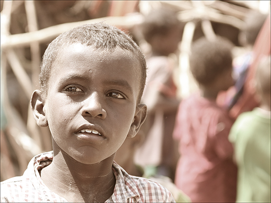 <strong>Sguardo curioso...</strong><br /> <br /><em>♫ Di Meola, McLaughlin e de Lucía - Passion, Grace and Fire.mp3</em>