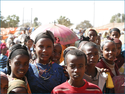 <strong>Siamo sempre noi lo spettacolo...</strong><br /> <br /><em>♫ Petra Magoni - Musica Nuda 2 - Levieennoir.mp3</em>