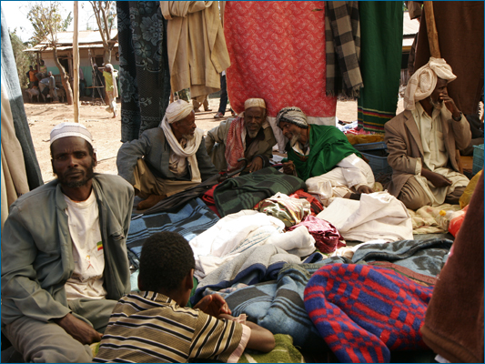 <strong>Comode contrattazioni</strong><br /> <br /><em>♫ Petra Magoni - Musica Nuda 2 - Levieennoir.mp3</em>