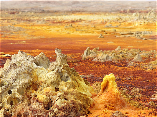 <strong>Un paesaggio spettrale sul Dallòl</strong><br /> <br /><em>♫ Di Meola, McLaughlin e de Lucía - Passion, Grace and Fire - Sichia.mp3</em>