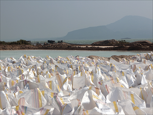 <strong>Sale impacchettato</strong><br /> <br /><em>♫ Di Meola, McLaughlin e de Lucía - Passion, Grace and Fire - Sichia.mp3</em>