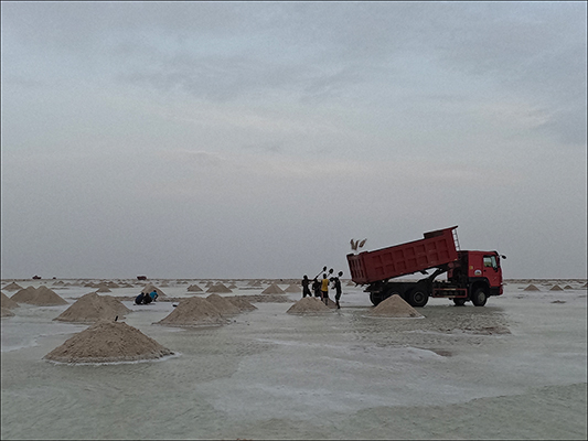 <strong>Piana del Sale</strong><br /> <br /><em>♫ Di Meola, McLaughlin e de Lucía - Passion, Grace and Fire - Sichia.mp3</em>